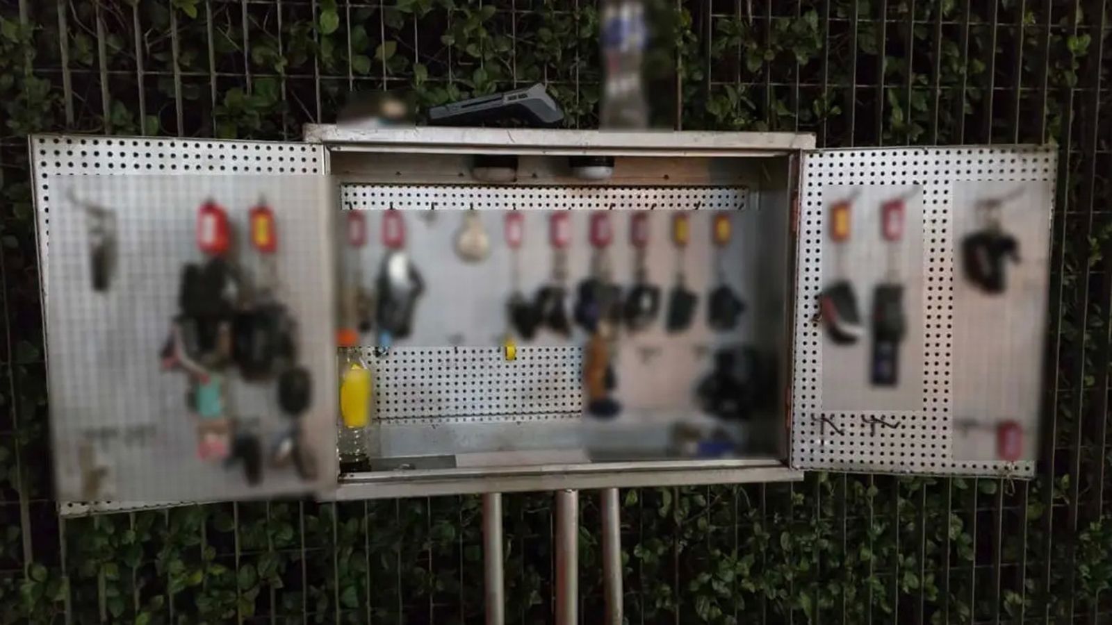 ΕΛ.ΑΣ.: Συλλήψεις για 23 παρκαδόρους σε όλη την Αττική